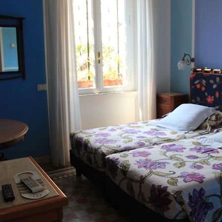 Hotel Emona Aquaeductus Рим Екстер'єр фото